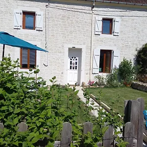 les-papillons.hotels-rhonealpes.com/